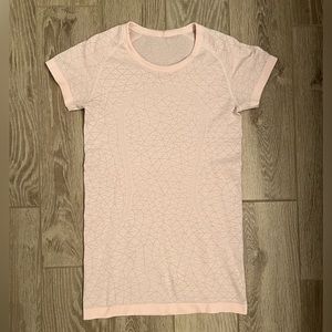 LULULEMON Swiftly Tech Short Sleeve Top